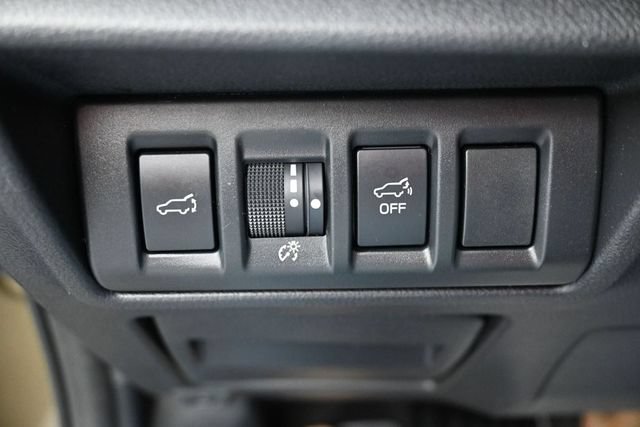 Used 2024 Subaru Outback Limited AWD/4WD image 24