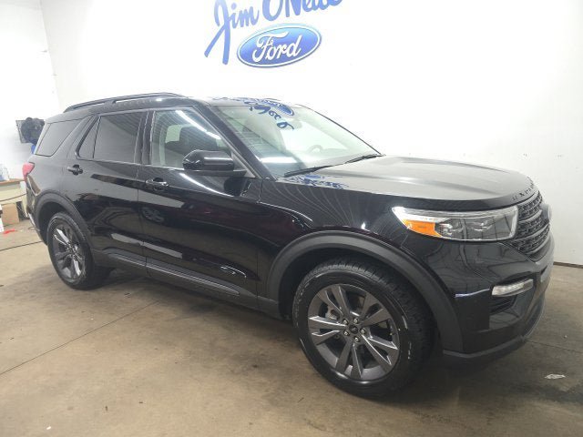 Certified 2023 Ford Explorer XLT w/ Equipment Group 202A