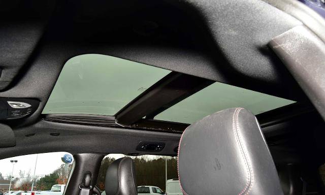 Used 2020 Chrysler Pacifica Touring-L image 13