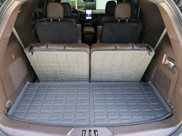 Certified 2023 Ford Explorer King Ranch w/ Technology Package image 21