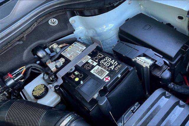 Used 2025 Volkswagen Taos SE FWD image 31