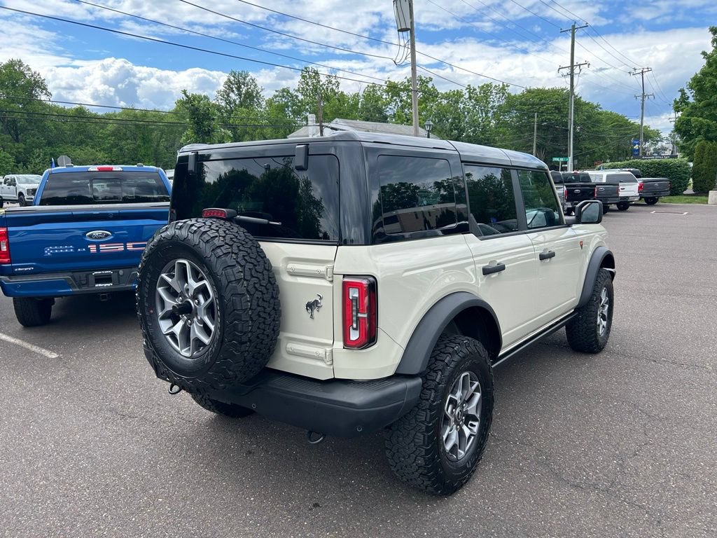 Certified 2025 Ford Bronco Badlands AWD/4WD image 5