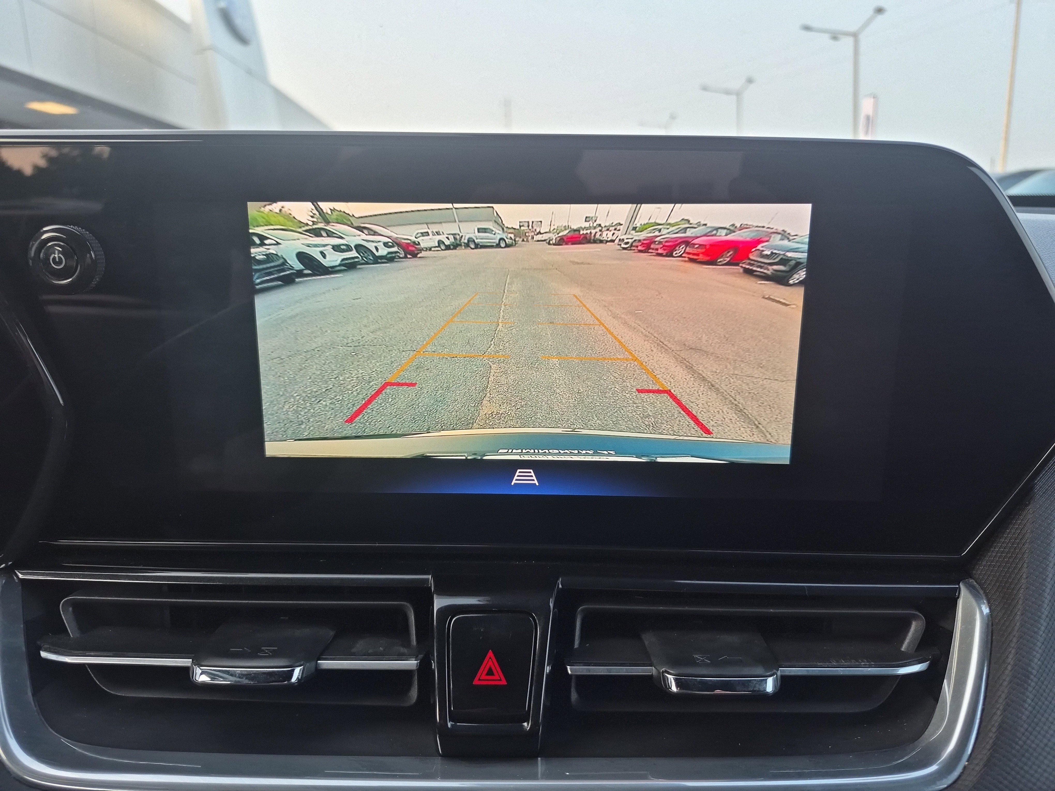 Used 2025 Chevrolet TrailBlazer ACTIV w/ Convenience Package FWD image 32