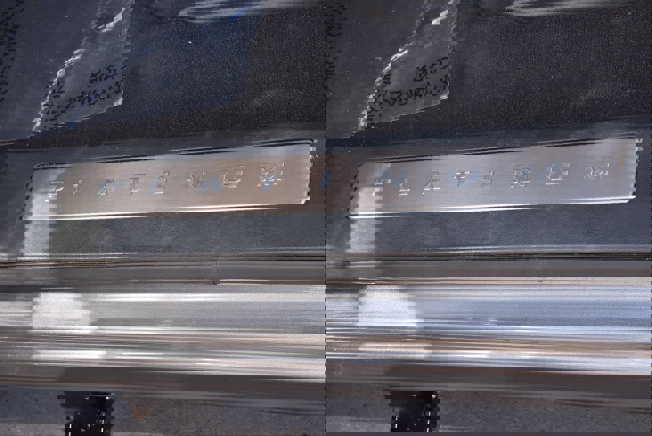 Certified 2024 Ford F250 Platinum w/ FX4 Off-Road Package image 40