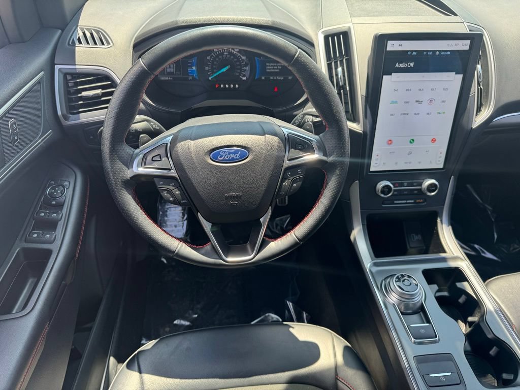 Certified 2022 Ford Edge ST-Line w/ Class II Trailer Tow Package AWD/4WD image 15