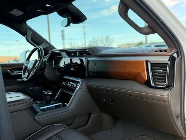 Used 2023 GMC Sierra 1500 Denali w/ Technology Package AWD/4WD image 23