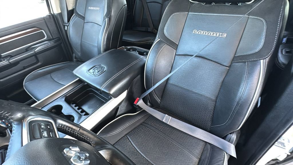 Used 2022 RAM 3500 Laramie image 25