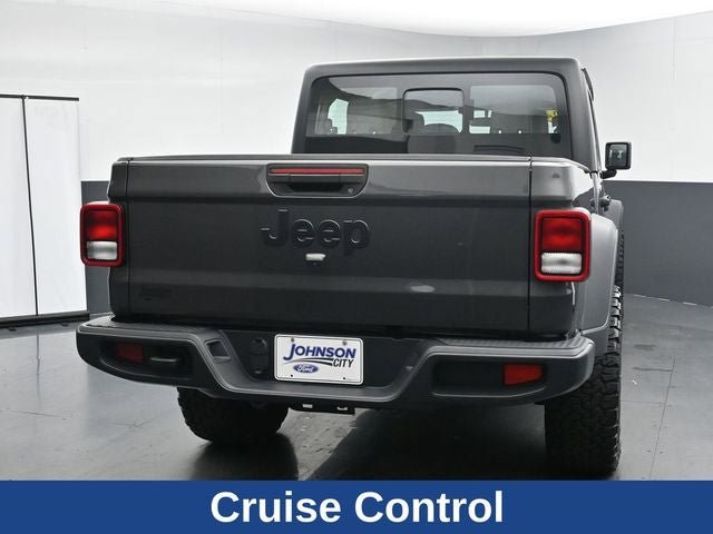 Used 2024 Jeep Gladiator Sport AWD/4WD image 11