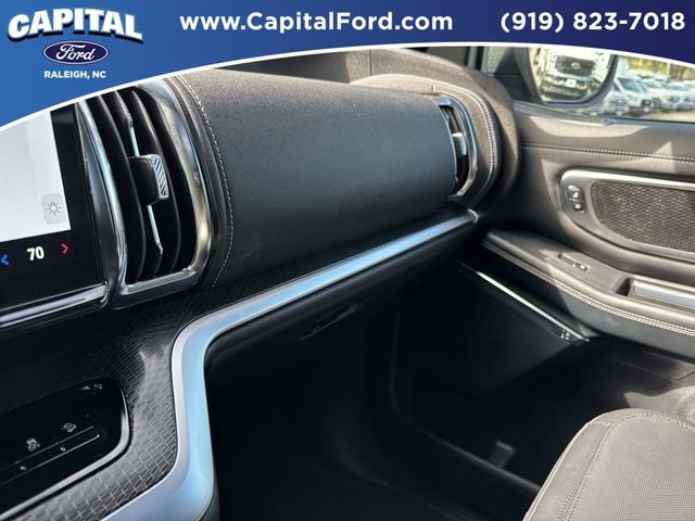 Certified 2025 Ford Expedition Platinum w/ Stealth Performance Package image 30