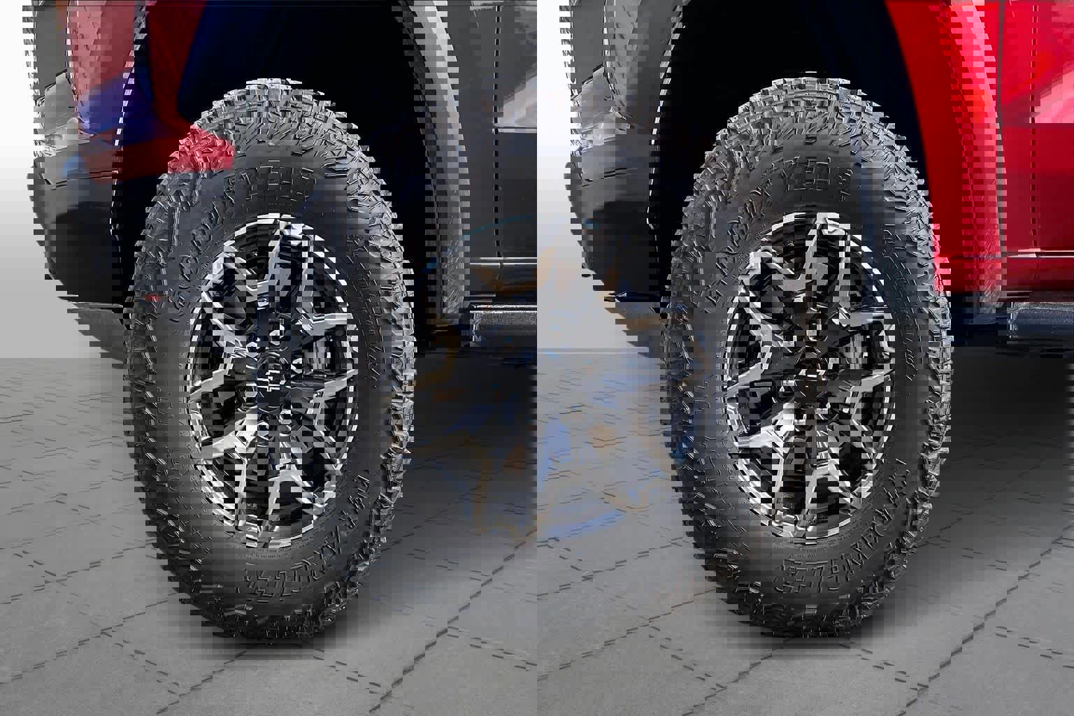 Used 2025 Chevrolet Colorado ZR2 w/ Technology Package image 12