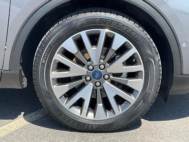Certified 2021 Ford Escape Titanium w/ Class II Trailer Tow Package AWD/4WD image 27