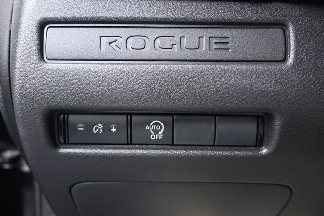 Used 2023 Nissan Rogue S AWD/4WD image 8