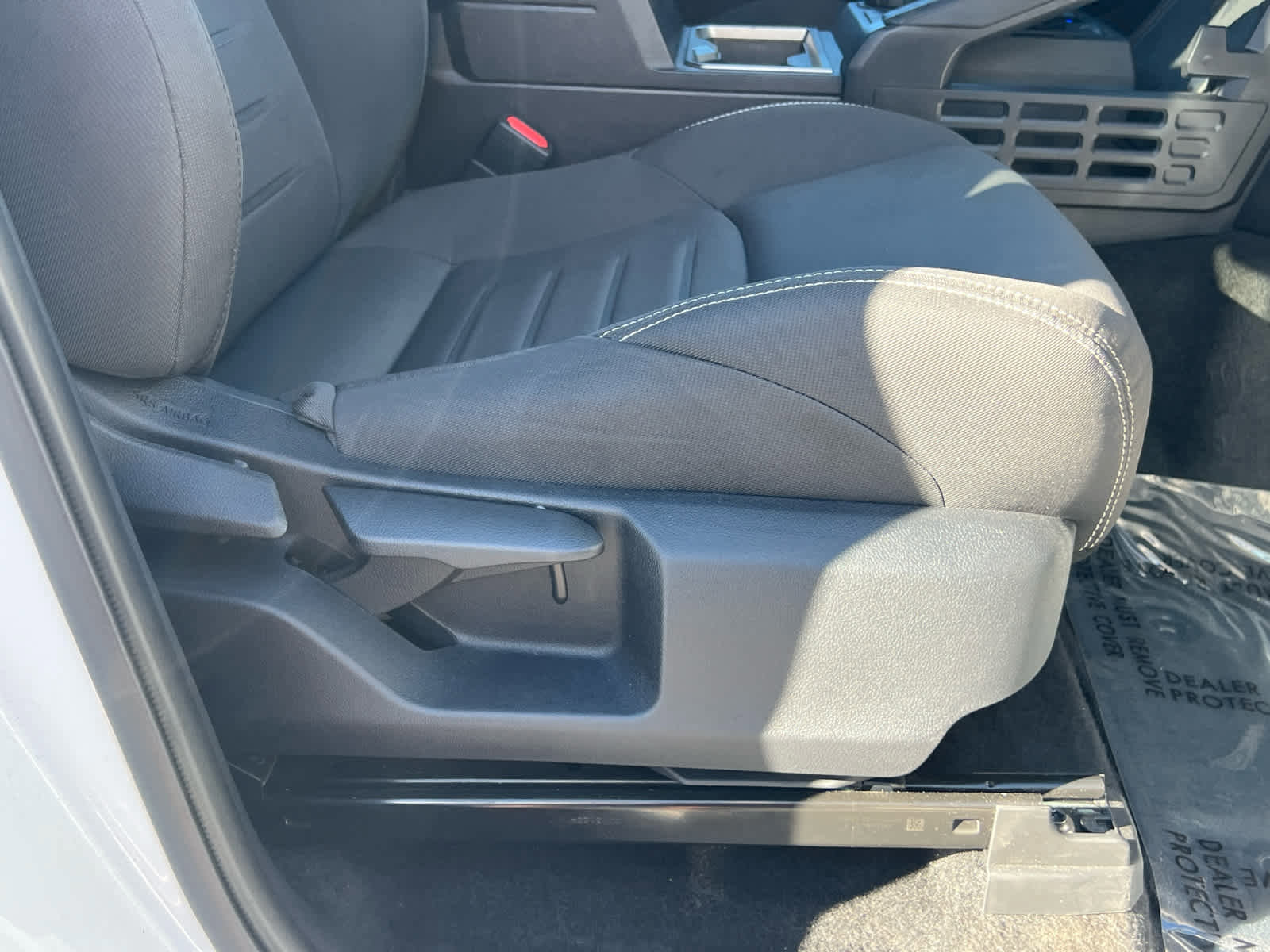 Used 2024 Toyota Tacoma TRD Off-Road image 18