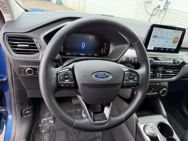 Certified 2023 Ford Escape Active AWD/4WD image 32