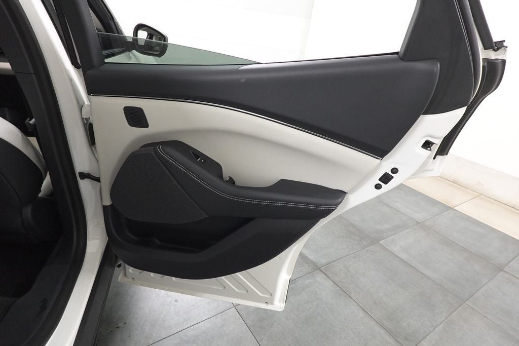 Certified 2025 Ford Mustang Mach-E Premium AWD/4WD image 32