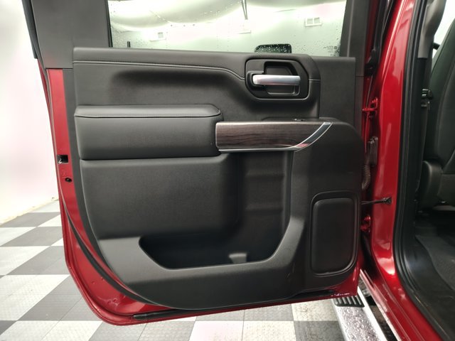 Used 2021 Chevrolet Silverado 2500 LTZ AWD/4WD image 29