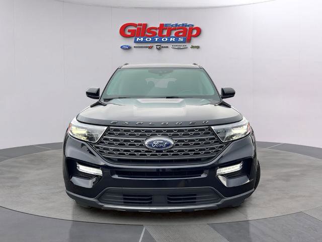 Certified 2023 Ford Explorer XLT w/ Equipment Group 202A AWD/4WD image 2