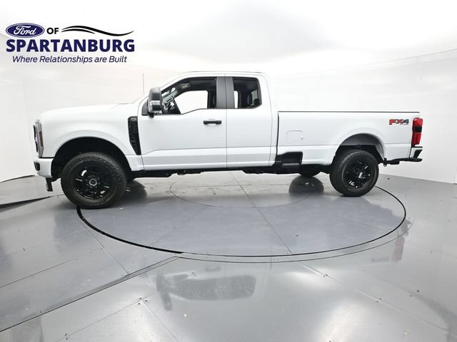 Certified 2025 Ford F350 XL w/ STX Appearance Package AWD/4WD image 4