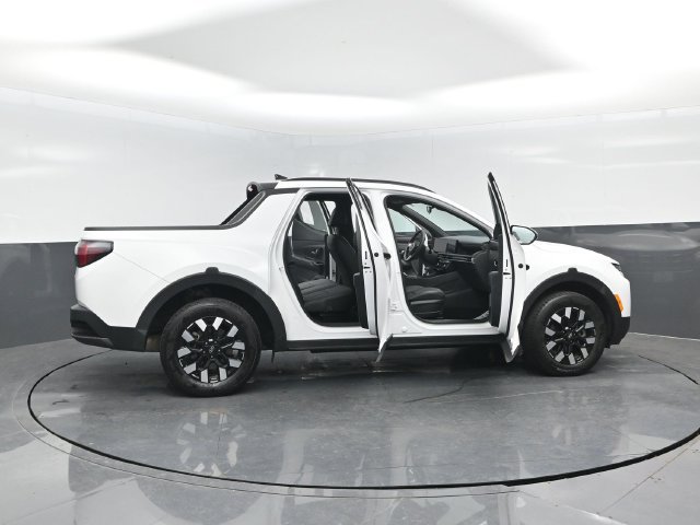 Used 2025 Hyundai Santa Cruz SEL AWD/4WD image 30