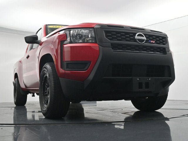 Used 2025 Nissan Frontier S RWD image 38