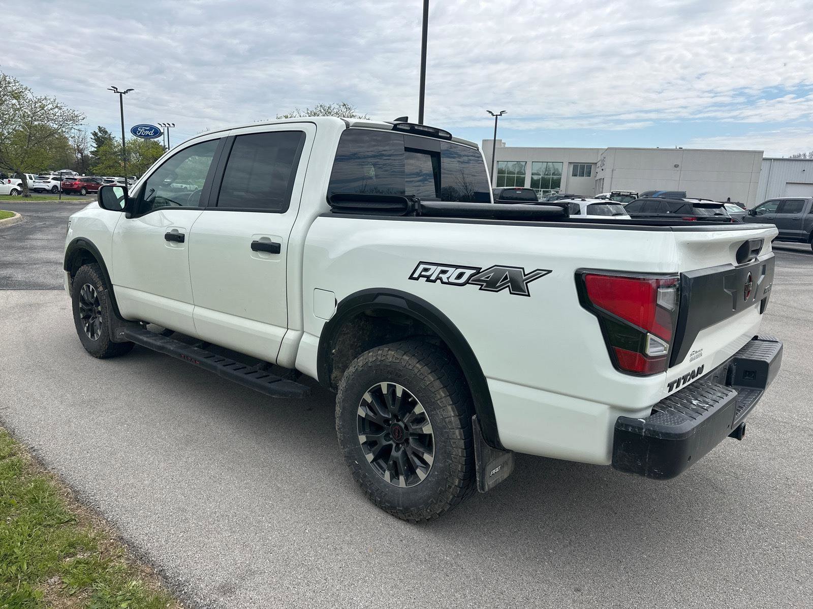 Used 2023 Nissan Titan PRO-4X w/ Off Road Protection Package image 4