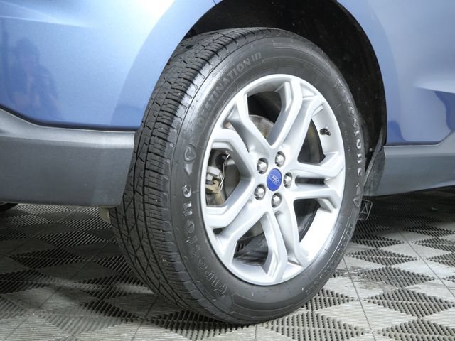Certified 2018 Ford Edge Titanium AWD/4WD image 7