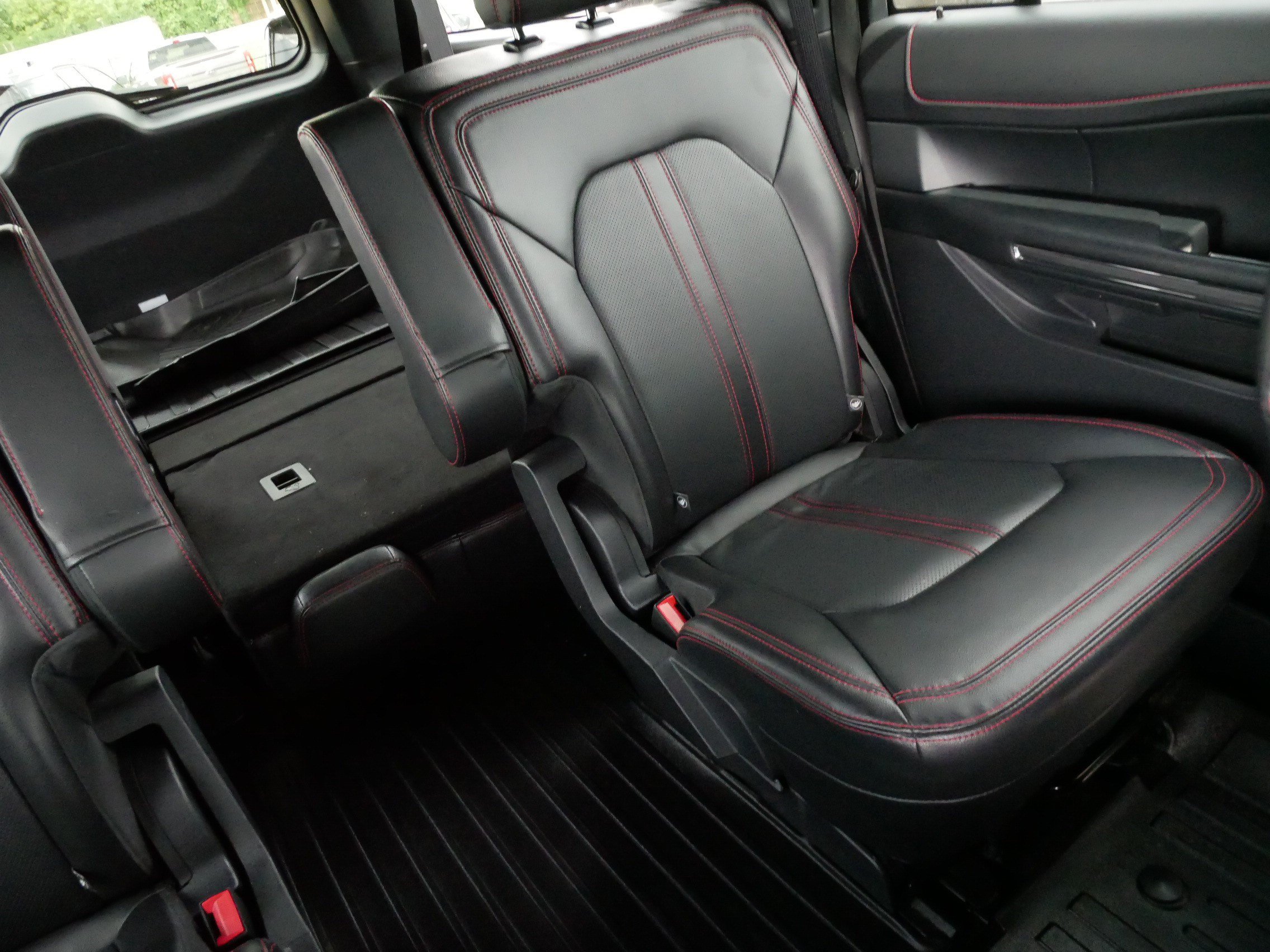 Certified 2022 Ford Expedition Max Limited AWD/4WD image 14