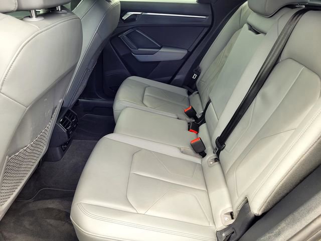 Used 2022 Audi Q3 2.0T Premium Plus w/ Premium Plus Package AWD/4WD image 13