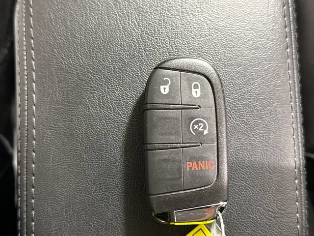 Used 2018 Jeep Compass Latitude w/ Popular Equipment Group AWD/4WD image 43