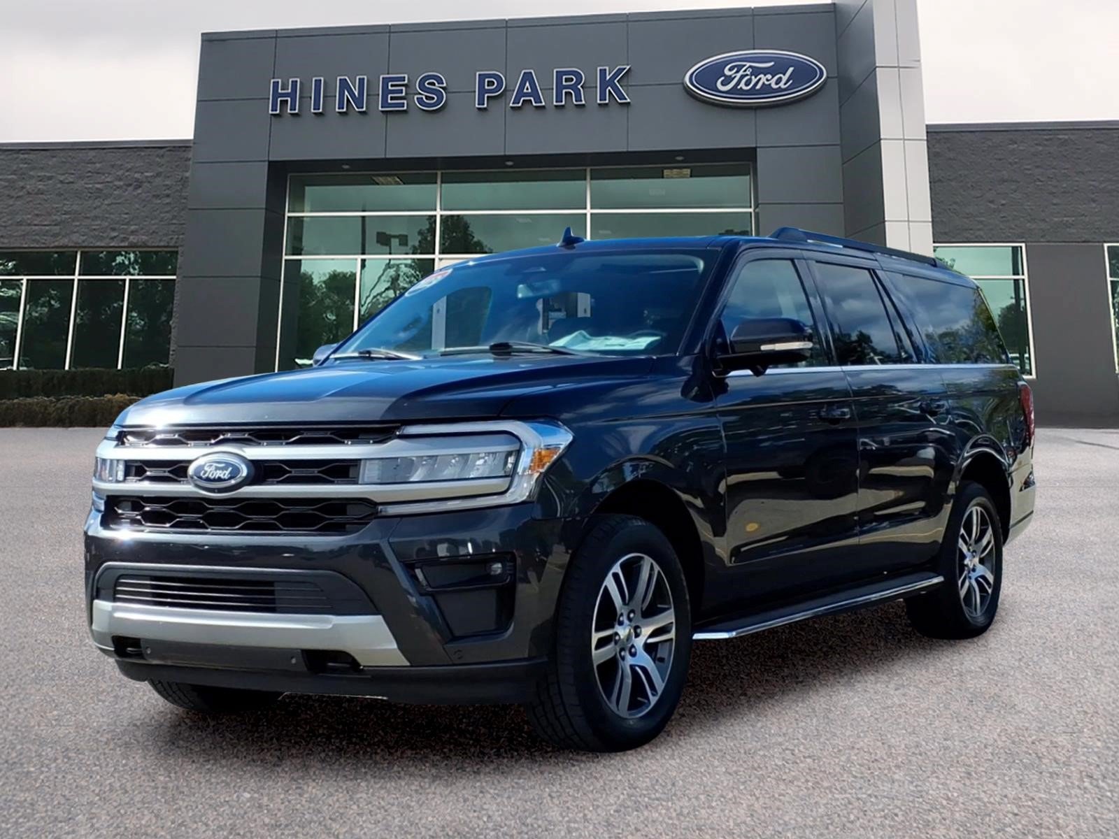 Certified 2023 Ford Expedition Max XLT AWD/4WD image 3