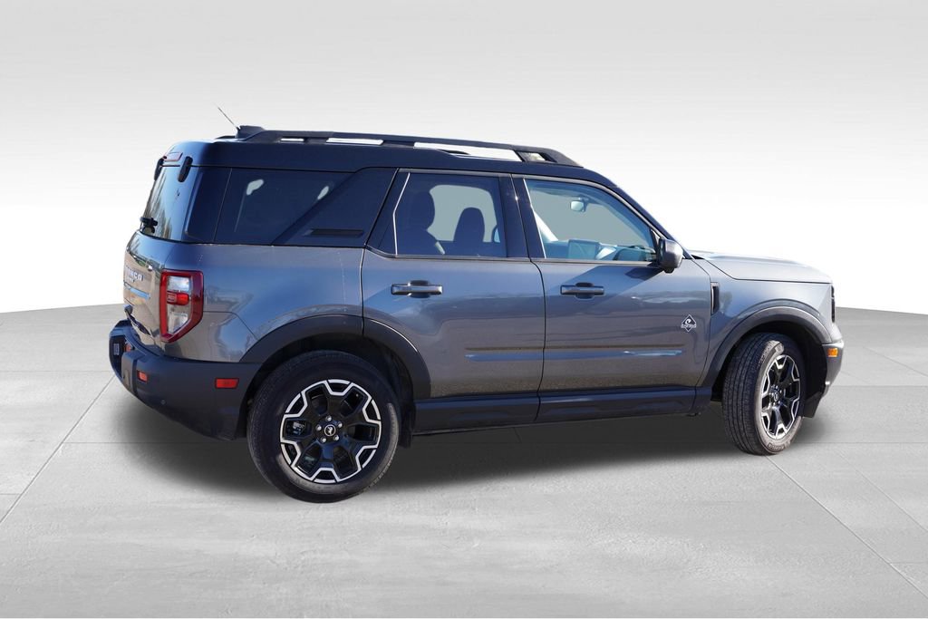 Certified 2025 Ford Bronco Sport Outer Banks w/ Outer Banks Tech Package+ AWD/4WD image 4