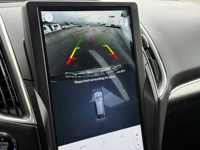 Certified 2024 Ford Edge Titanium image 33