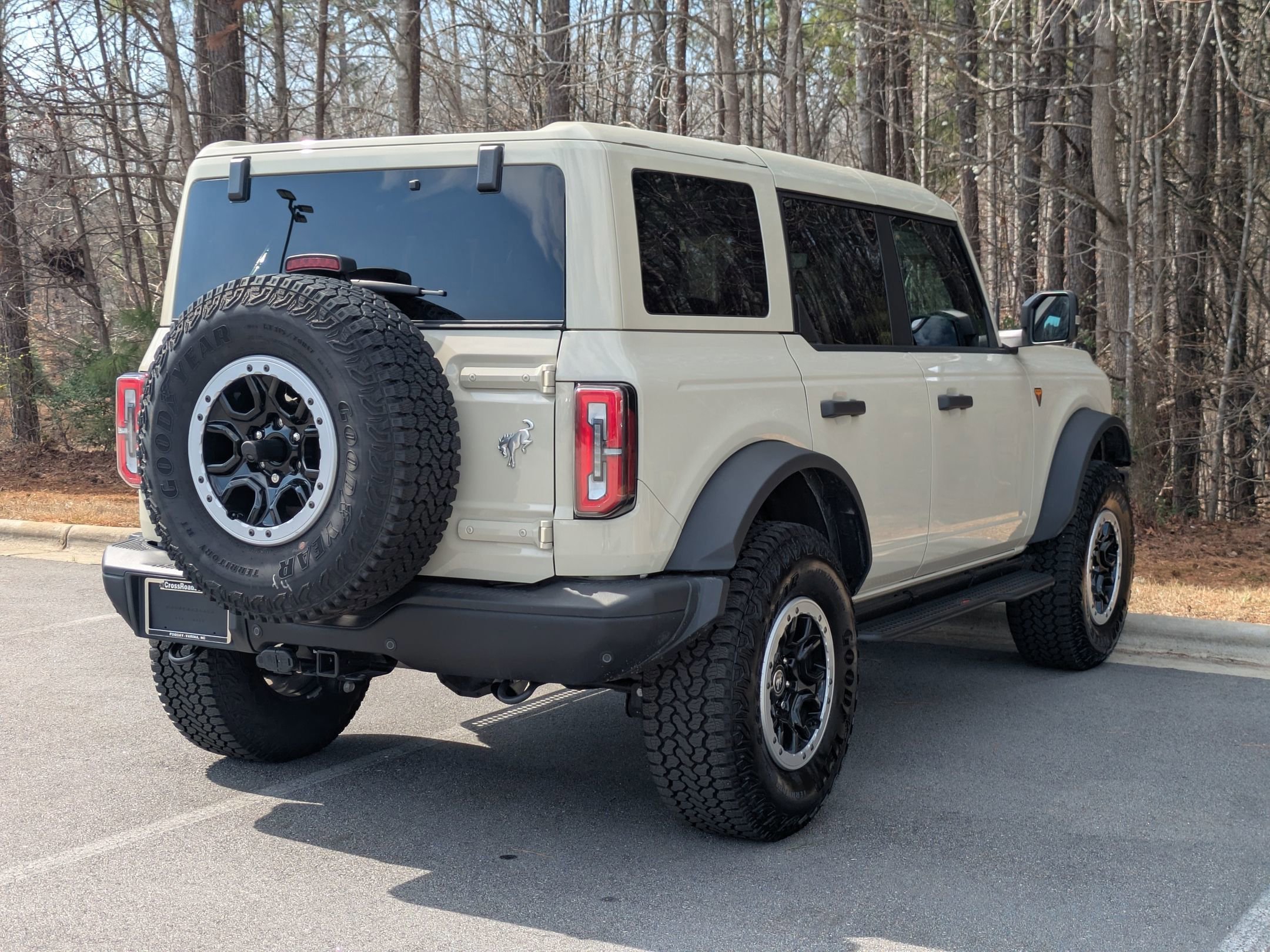 Certified 2025 Ford Bronco Badlands image 4