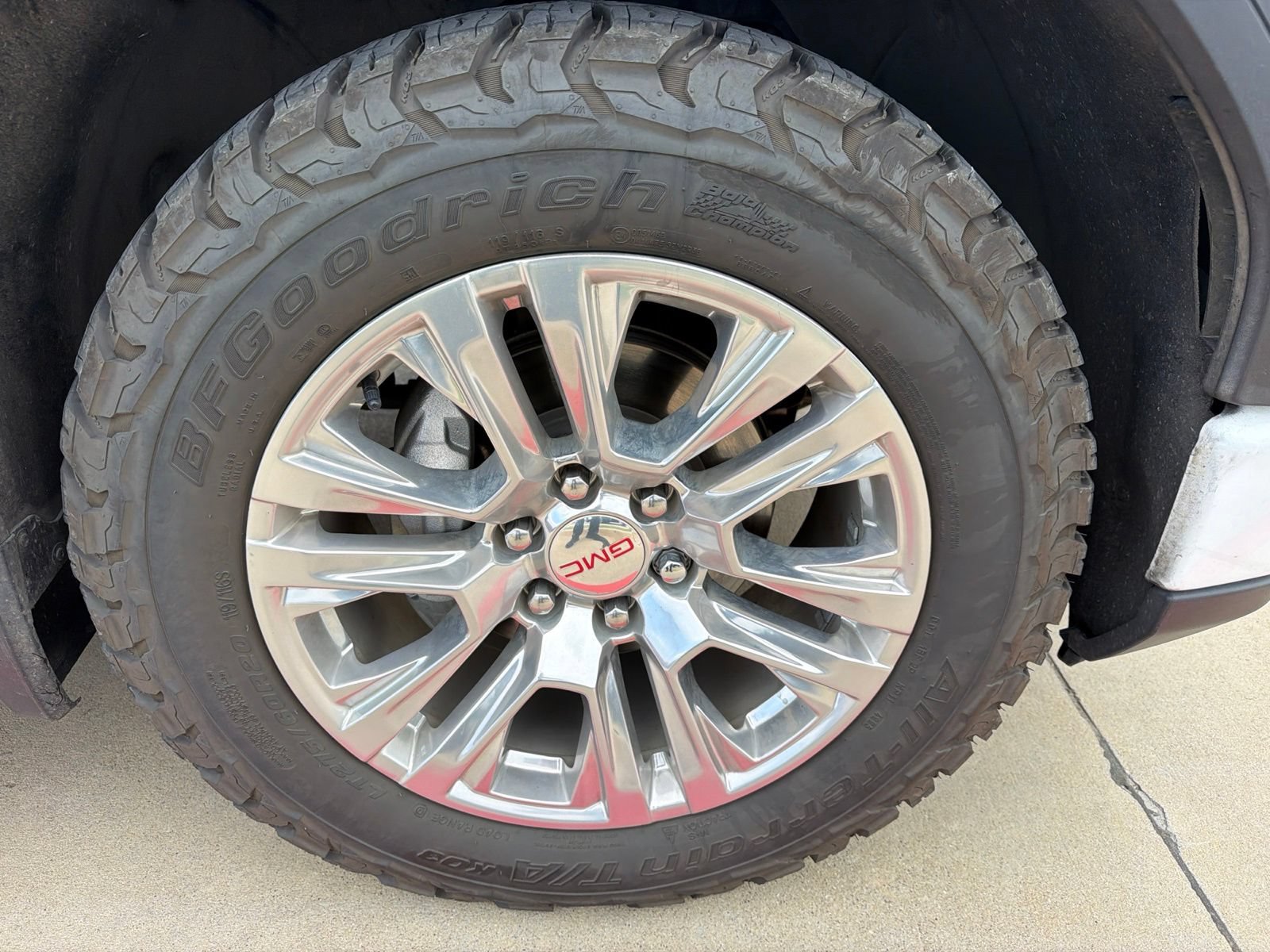 Used 2023 GMC Sierra 1500 Denali RWD image 17
