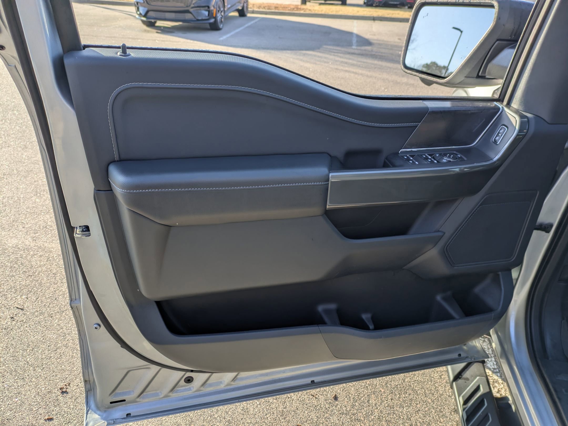 Certified 2023 Ford F150 XLT w/ Equipment Group 302A High image 18