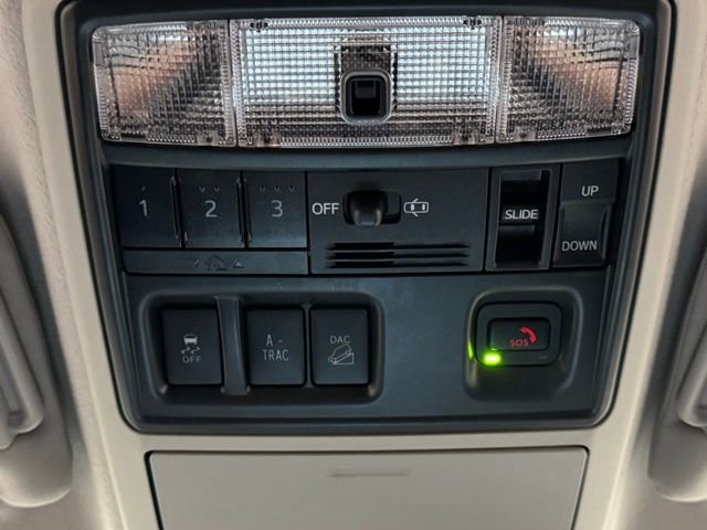 Used 2023 Toyota 4Runner Limited image 34