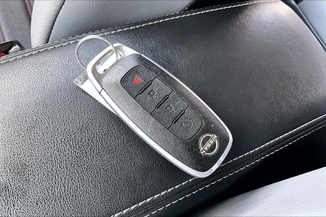 Used 2023 Nissan Kicks SR w/ SR Premium Package FWD image 11