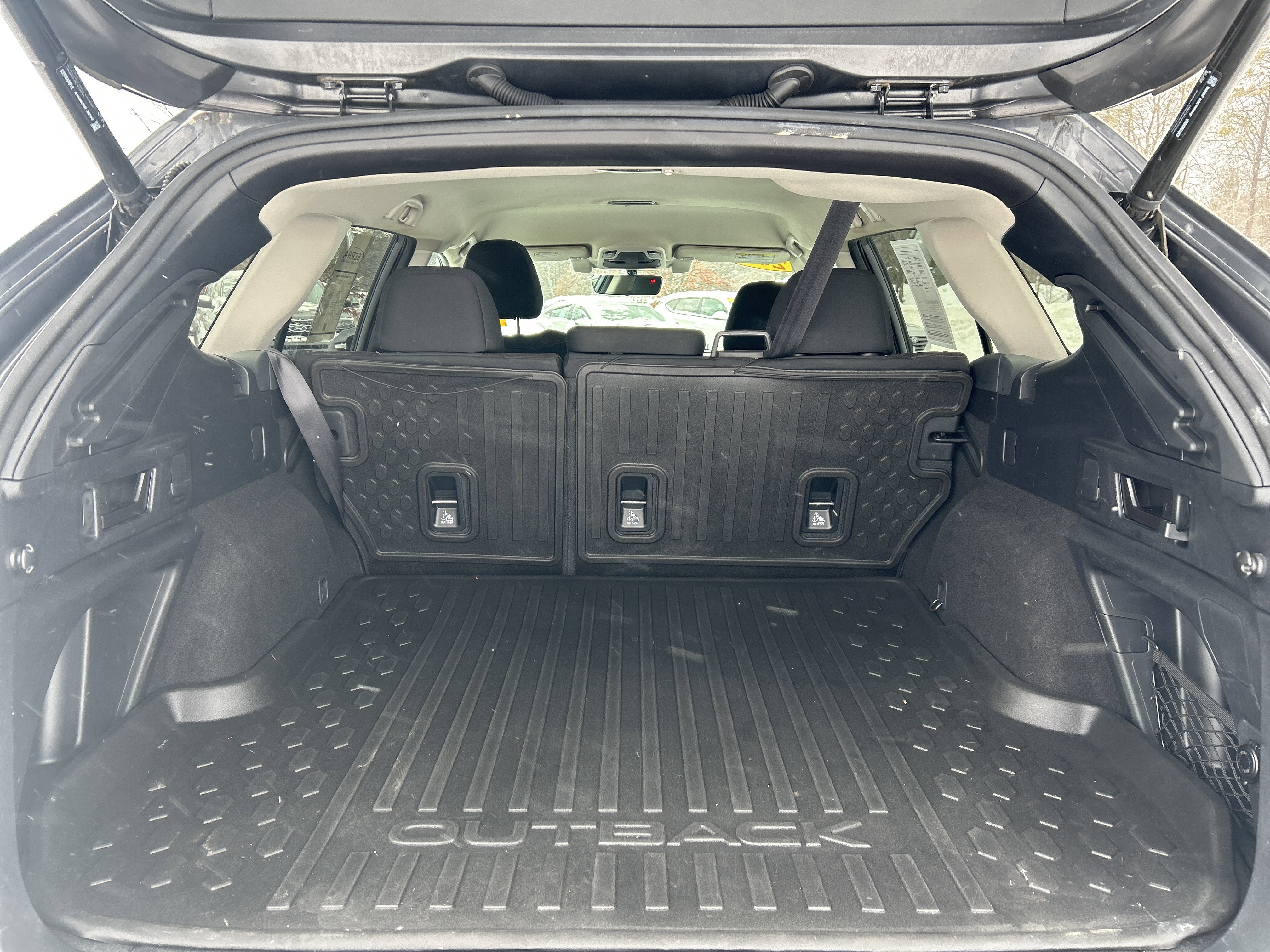 Used 2021 Subaru Outback Premium image 10