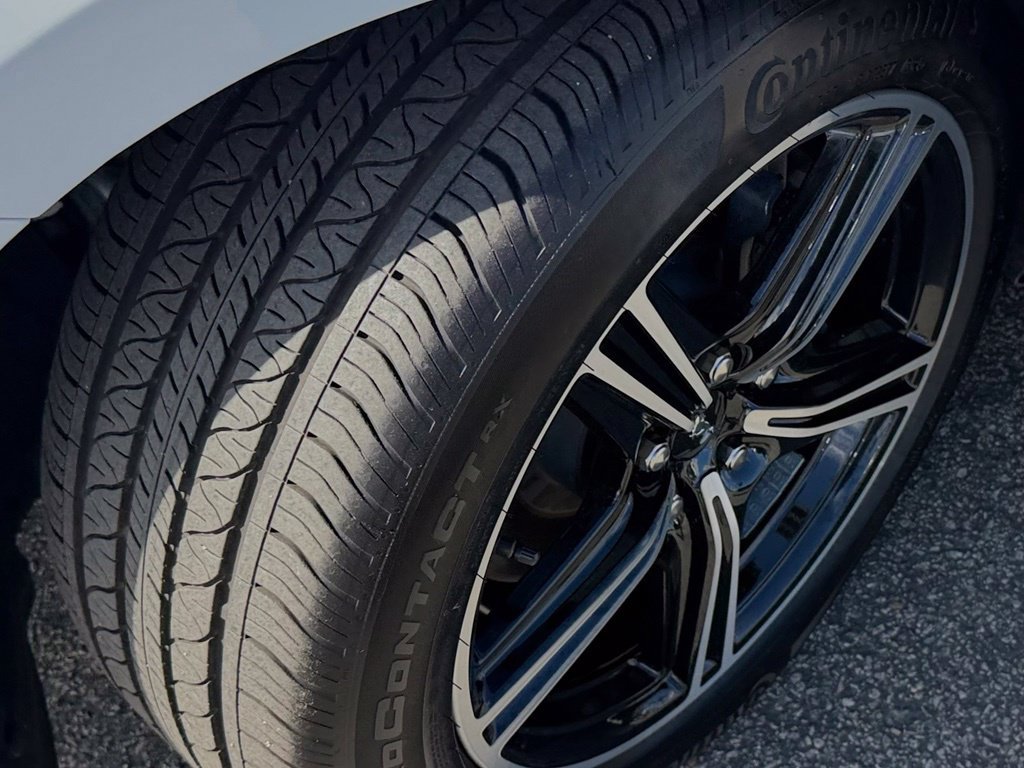 Certified 2025 Ford Mustang Coupe RWD image 12