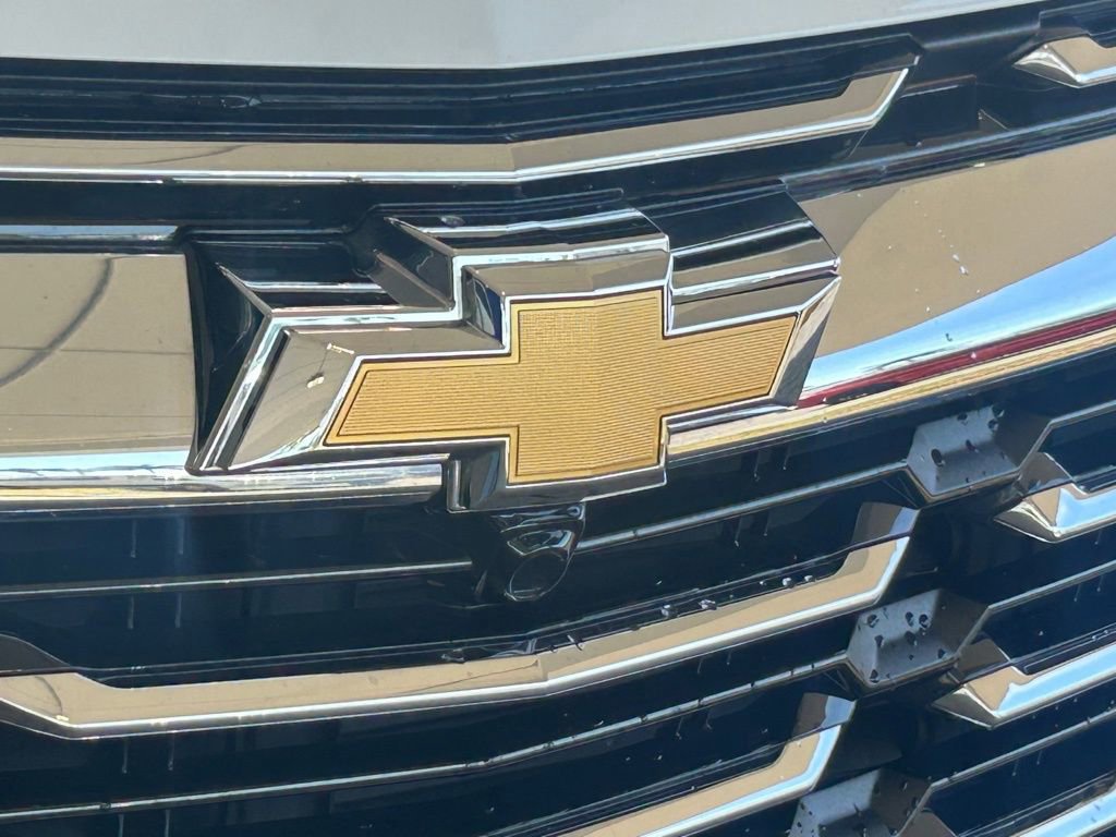 Used 2025 Chevrolet Equinox LT image 19