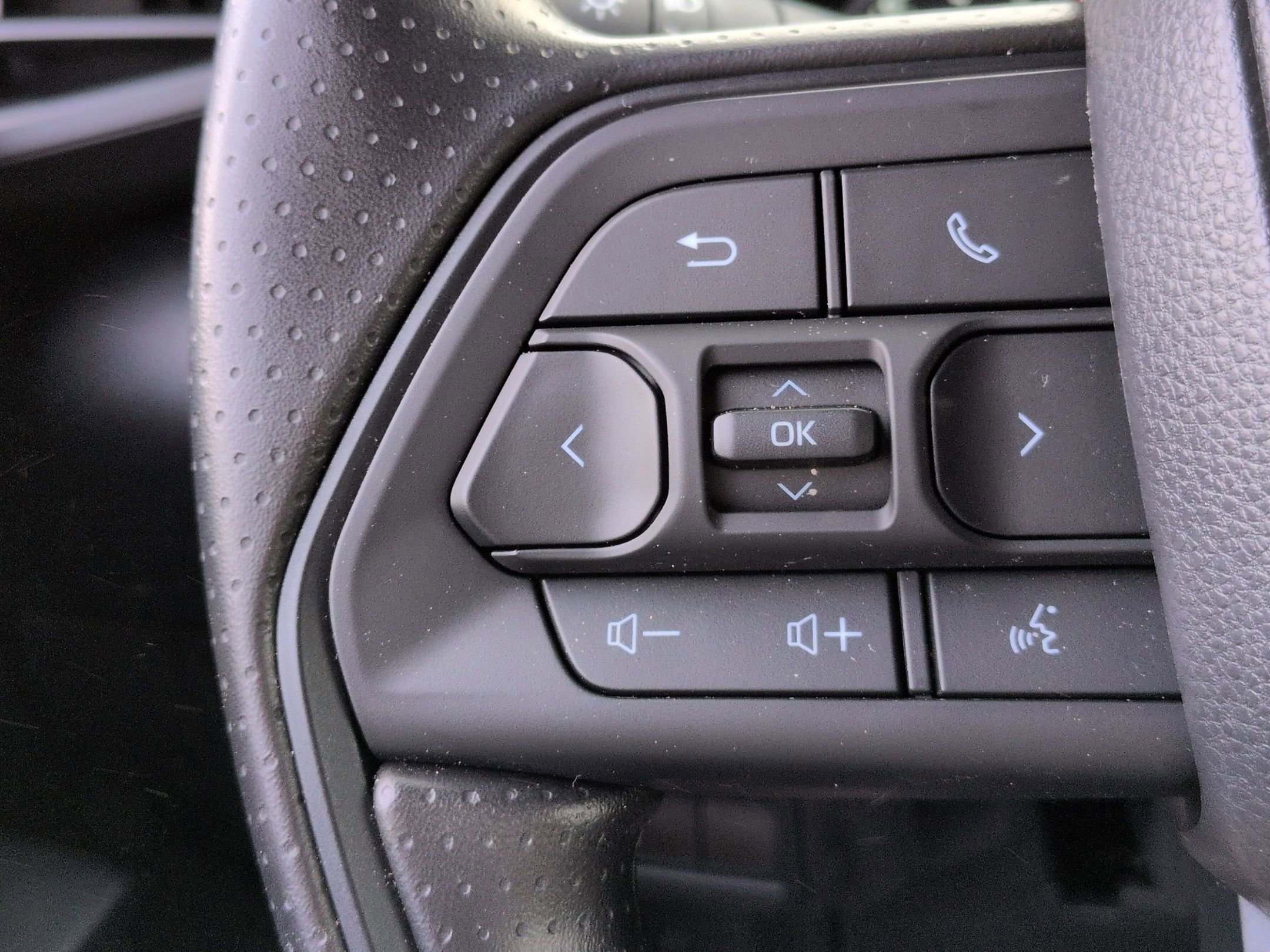 Used 2025 Toyota Tundra SR5 w/ SR5 Convenience Package image 17