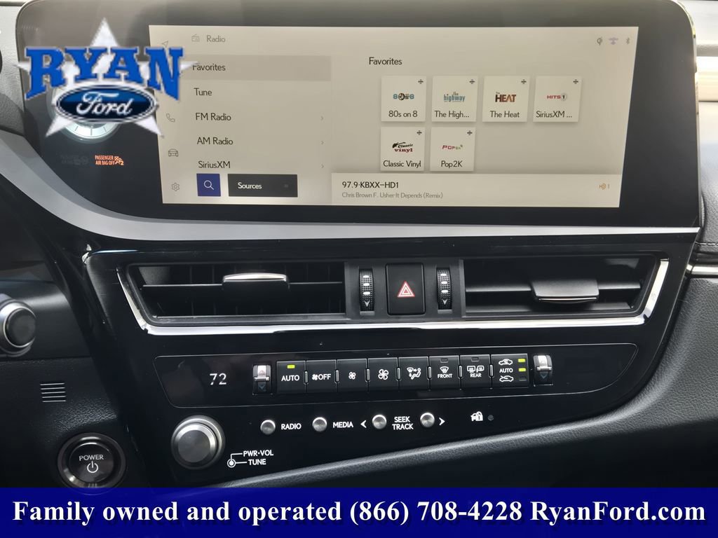 Used 2023 Lexus ES 300h F Sport w/ Accessory Package (Z2) FWD image 12