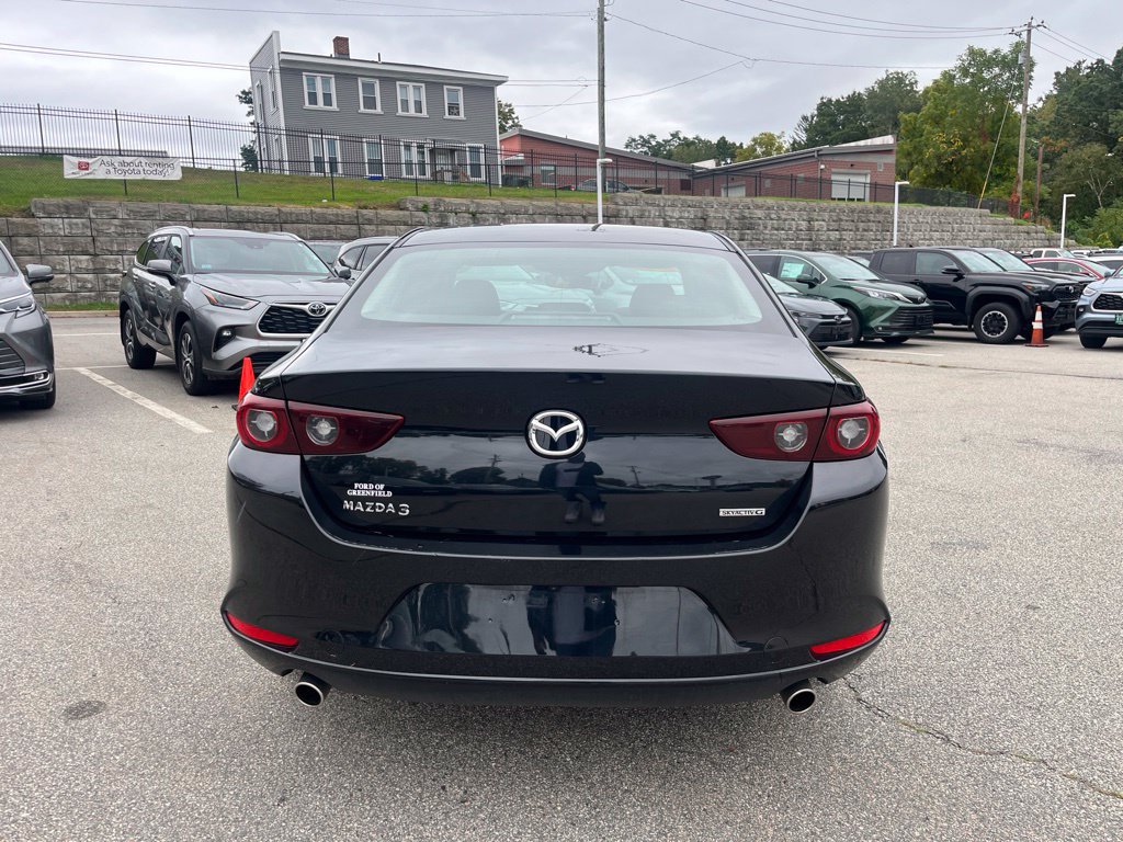 Used 2024 MAZDA MAZDA3 s FWD image 4