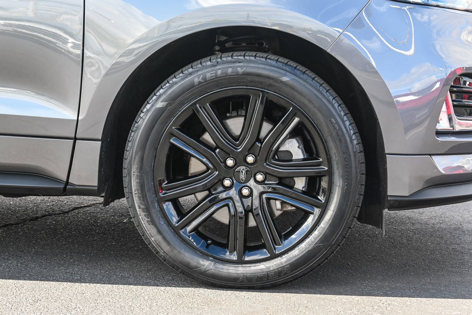 Certified 2023 Ford Edge ST-Line image 10