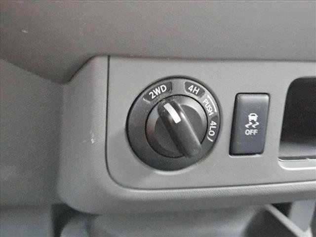 Used 2017 Nissan Frontier SV AWD/4WD image 12