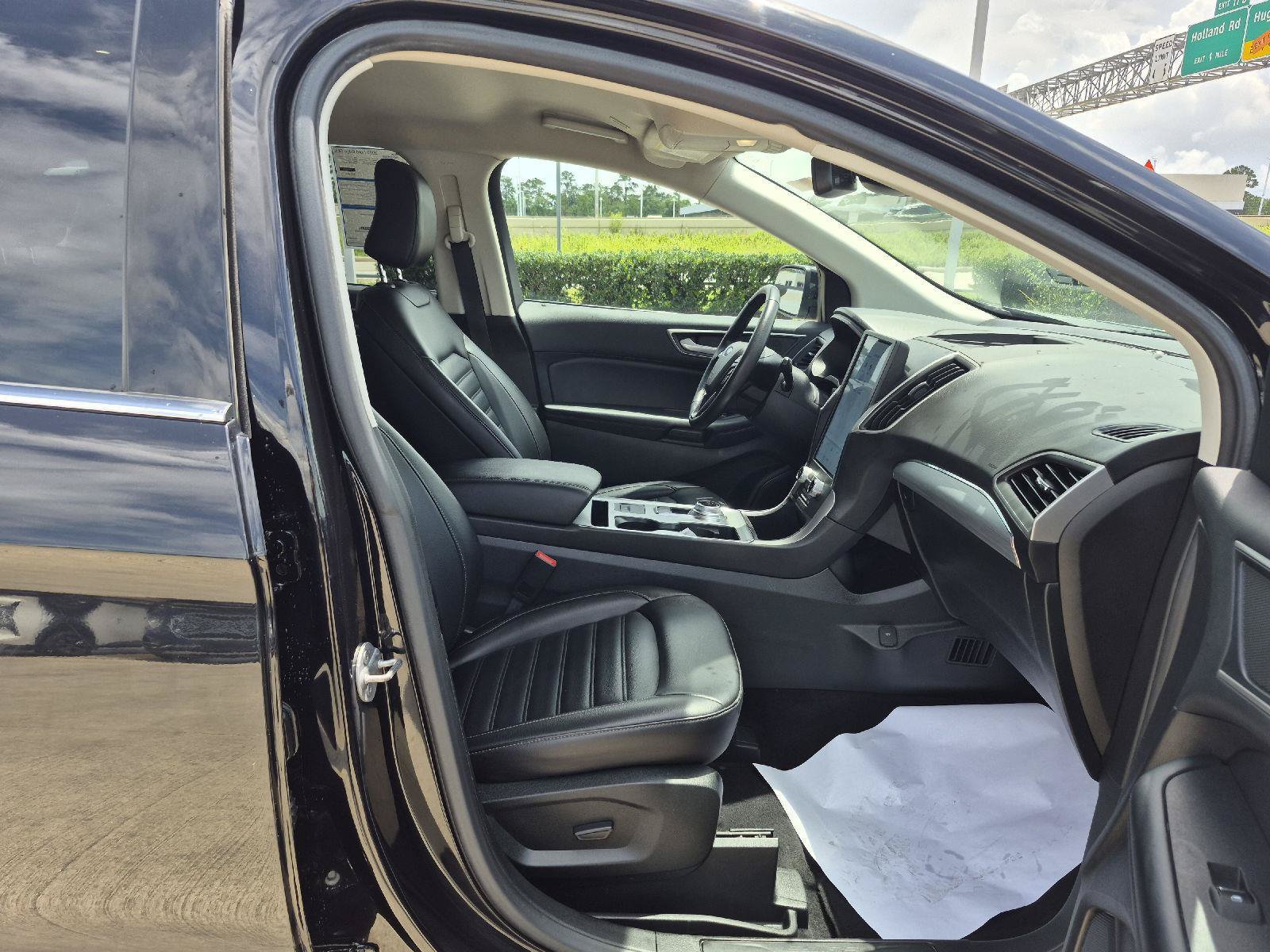 Certified 2022 Ford Edge SEL w/ Convenience Package AWD/4WD image 11