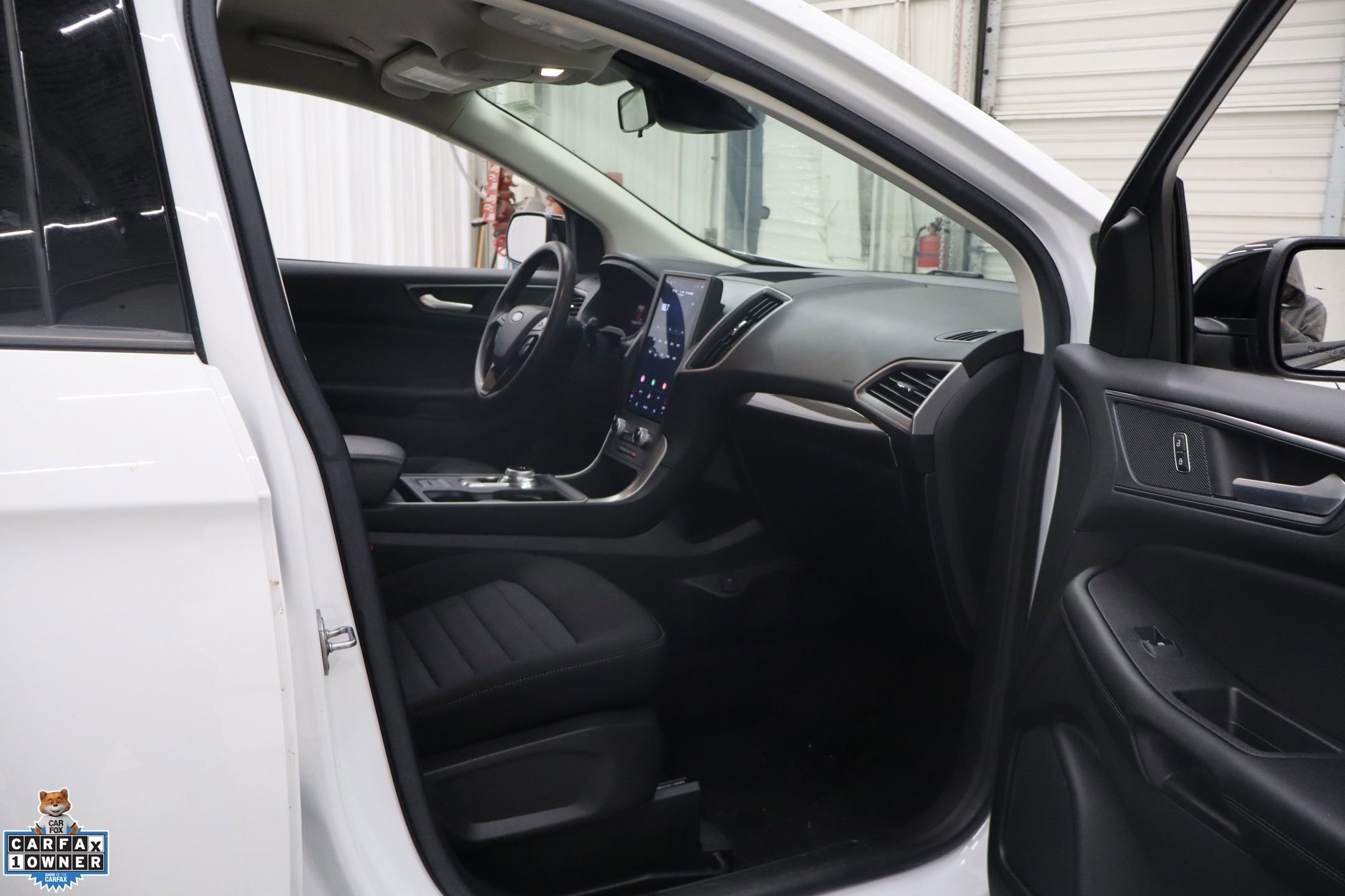 Certified 2023 Ford Edge SE w/ Black Appearance Package AWD/4WD image 30