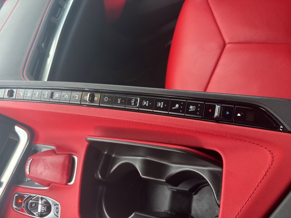 Used 2023 Chevrolet Corvette Stingray w/ Z51 Performance Package image 25