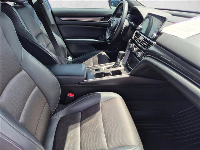 Used 2018 Honda Accord Sport image 19