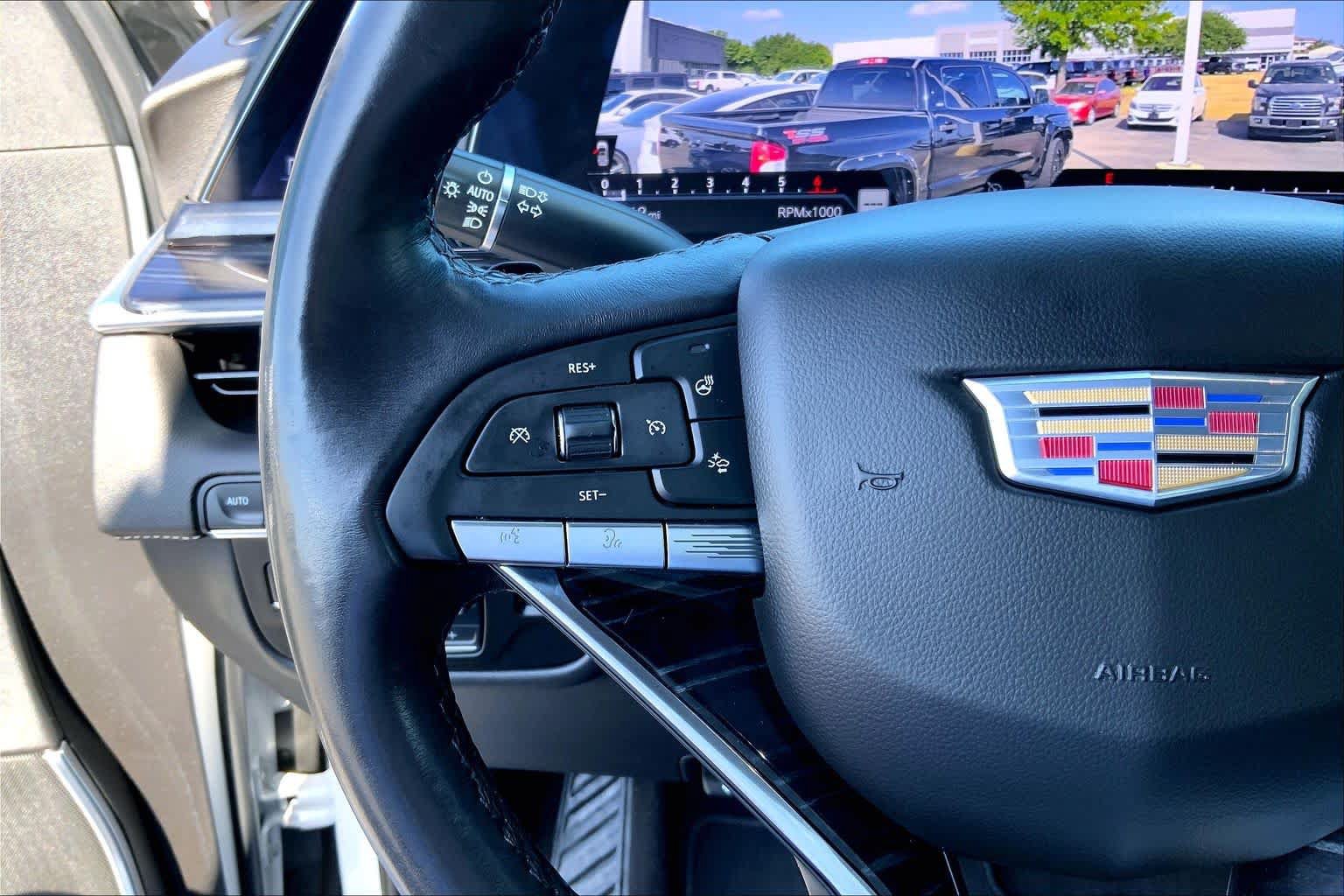 Used 2023 Cadillac Escalade Sport AWD/4WD image 21